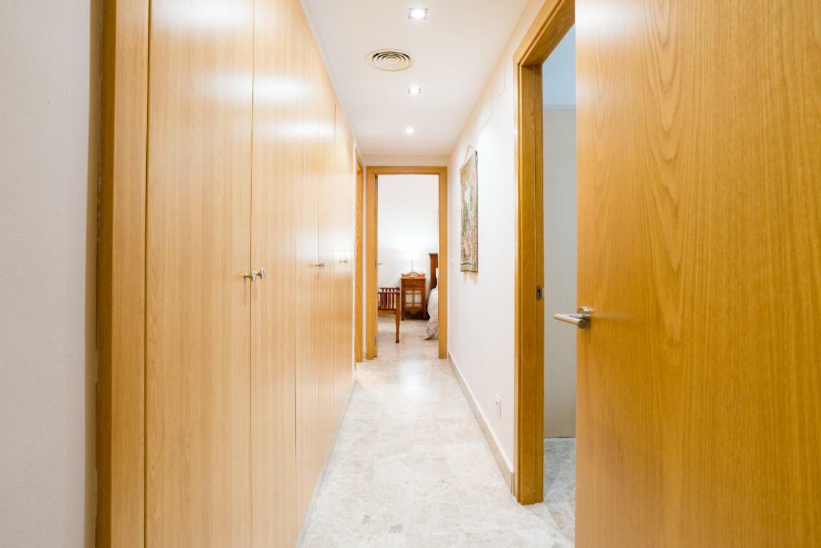 Keywise Perfect Location Next To Maria Zambrano Station, Central , Beach ,Pool And Free Parking Málaga Exteriör bild