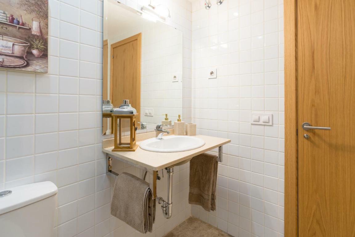 Keywise Perfect Location Next To Maria Zambrano Station, Central , Beach ,Pool And Free Parking Málaga Exteriör bild